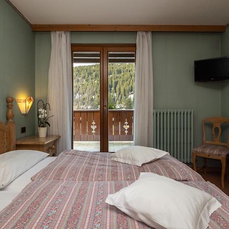 Hotel Garni Norma Madonna エクステリア 写真