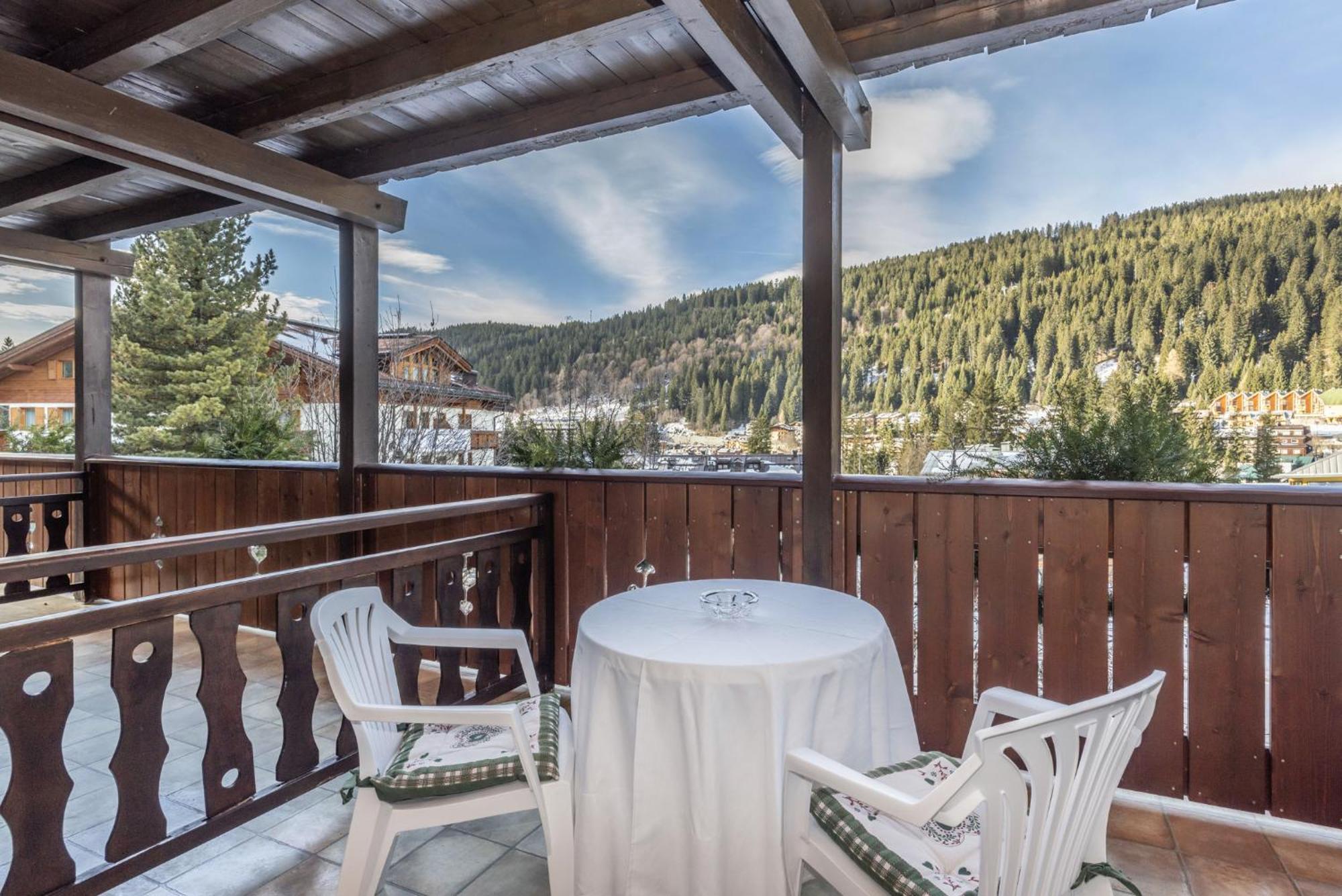 Hotel Garni Norma Madonna エクステリア 写真